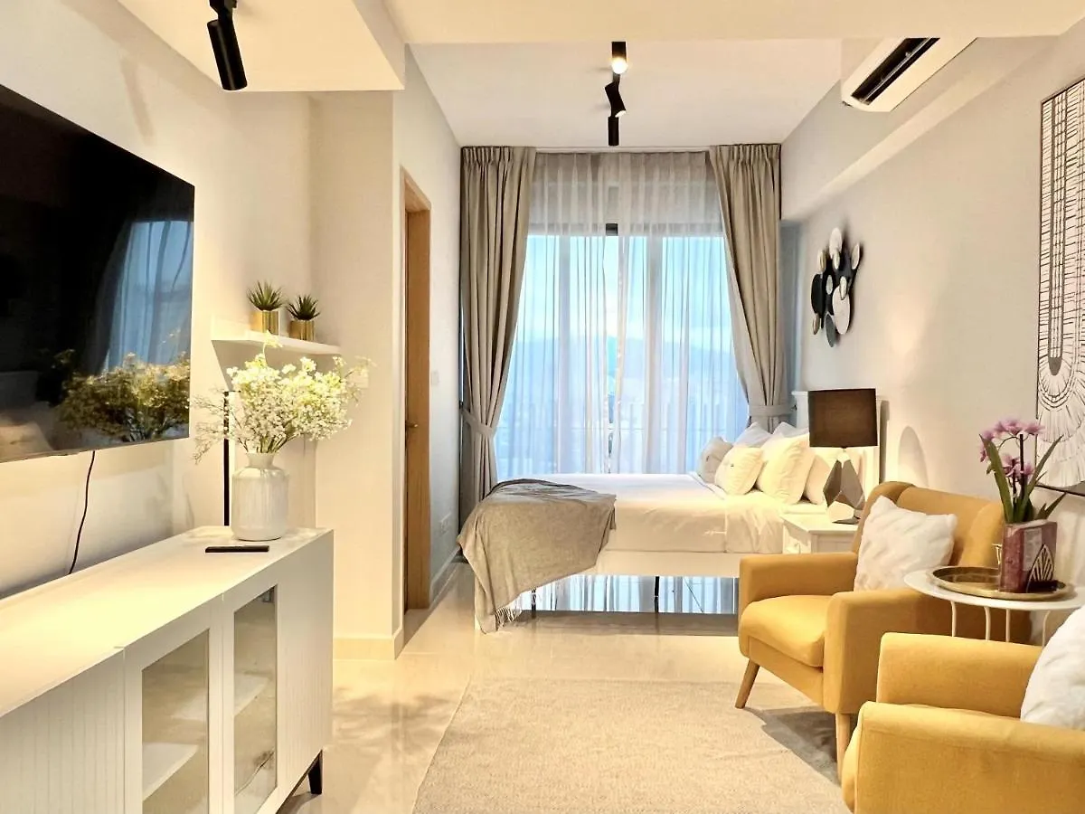 Апарт-отель The Luxe By Infinitum Suites Куала-Лумпур