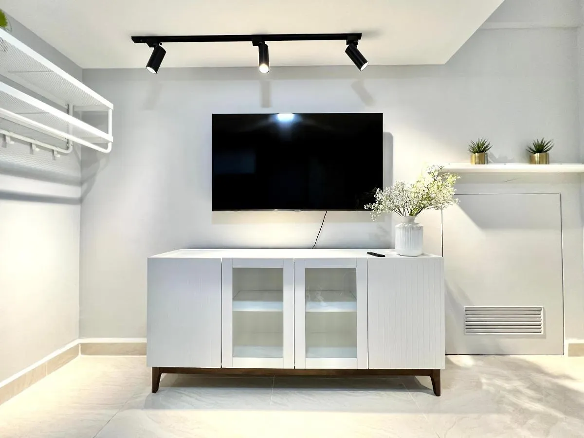 The Luxe By Infinitum Suites Куала-Лумпур 0*,