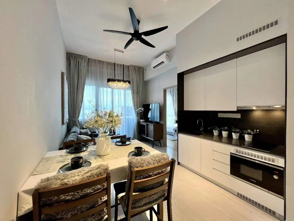 The Luxe By Infinitum Suites Куала-Лумпур Апарт-отель