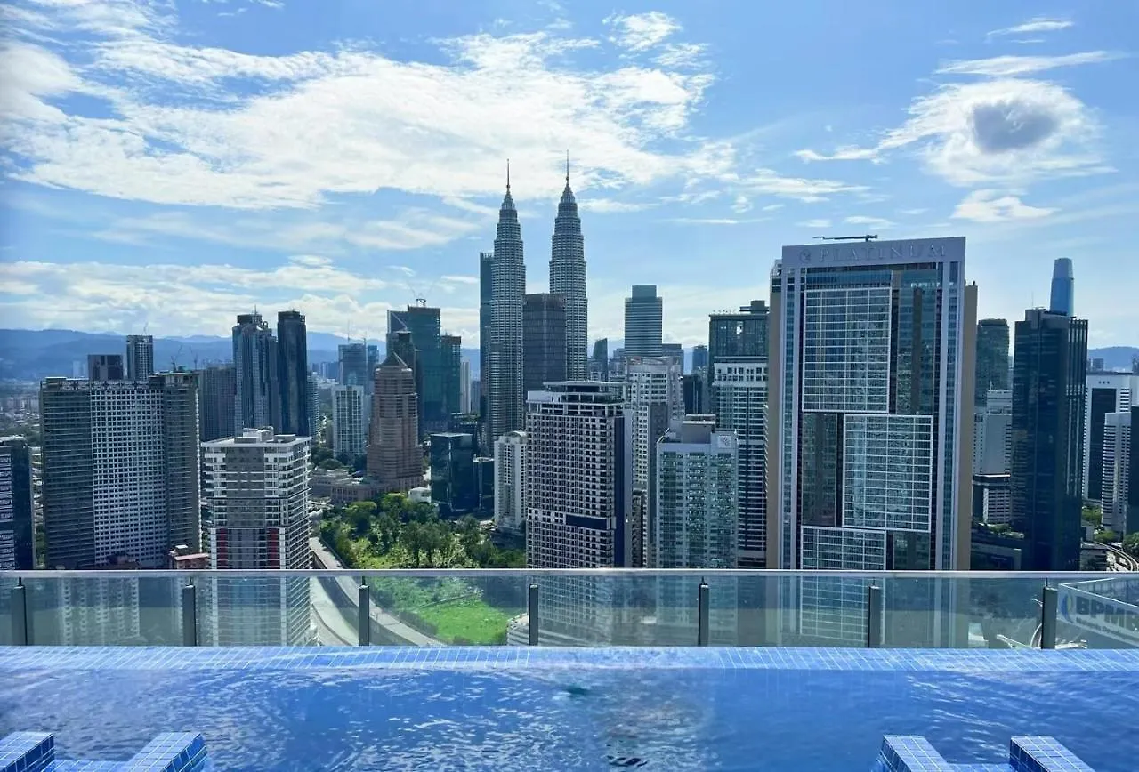 The Luxe By Infinitum Suites Куала-Лумпур